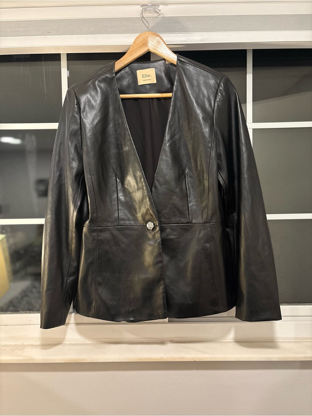 Elie Tahari Black Leather Tailored Blazer Jacket